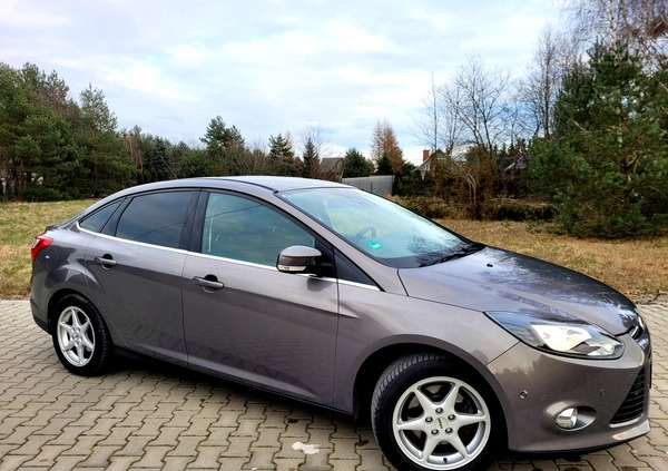 Ford Focus cena 29900 przebieg: 151430, rok produkcji 2011 z Skała małe 154